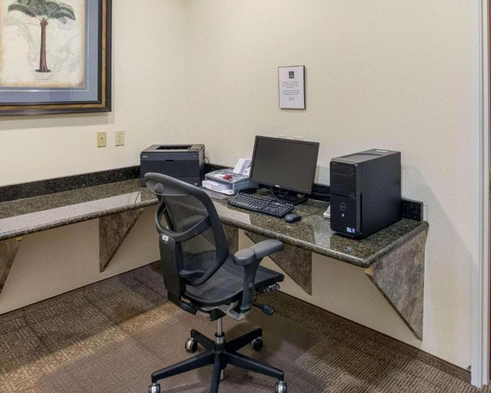Comfort Suites Plainview Εξωτερικό φωτογραφία