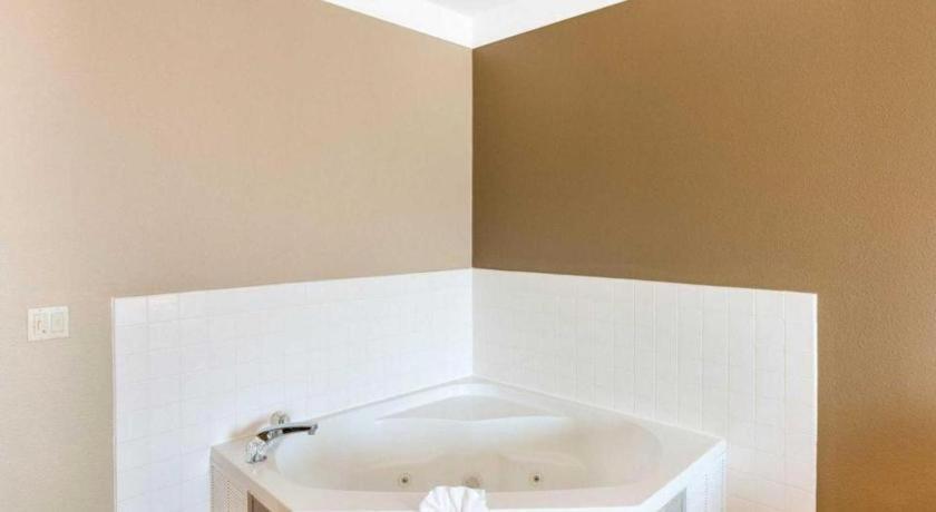 Comfort Suites Plainview Εξωτερικό φωτογραφία